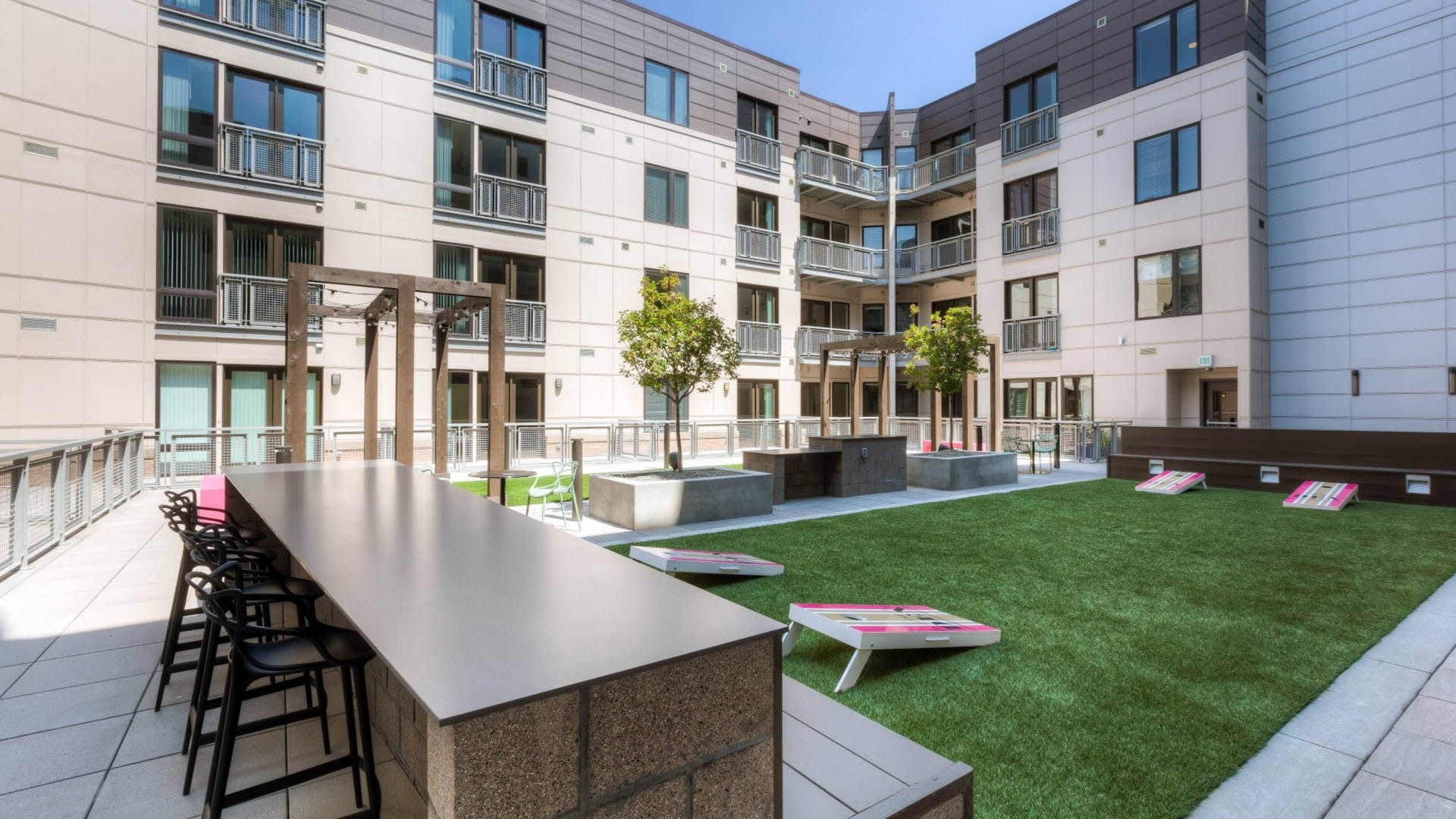 The Den Apartments - Outdoor Lounge