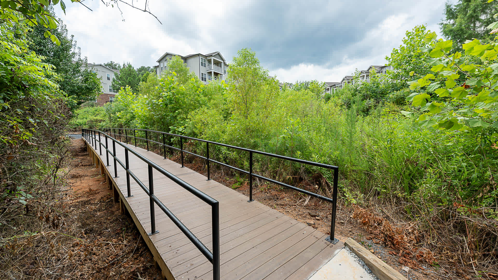 Sixes Ridge Apartments - Bridge