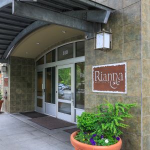 Rianna Apartments In Capitol Hill 810 12th Avenue View 22 More