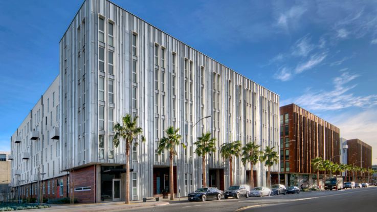 41 Dog And Pet Friendly Apartment Complexes In San Francisco From