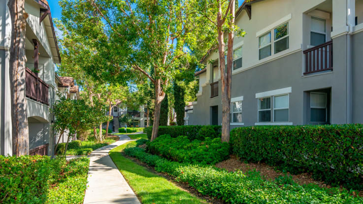 Skyview Apartments - Exterior