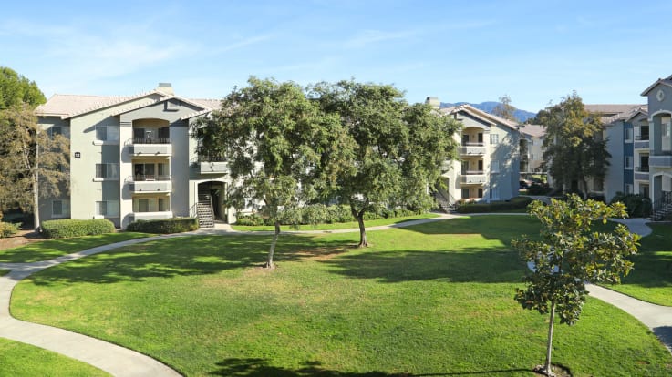 Sonterra at Foothill Ranch Apartments - Exterior
