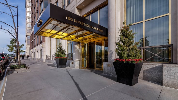 180 Riverside Boulevard Apartments - Exterior