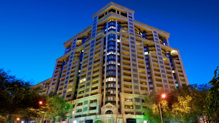 Check Out 6 of the Best Apartment Buildings in Courthouse