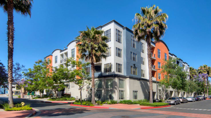 Archstone Fremont Center Apartments - Exterior