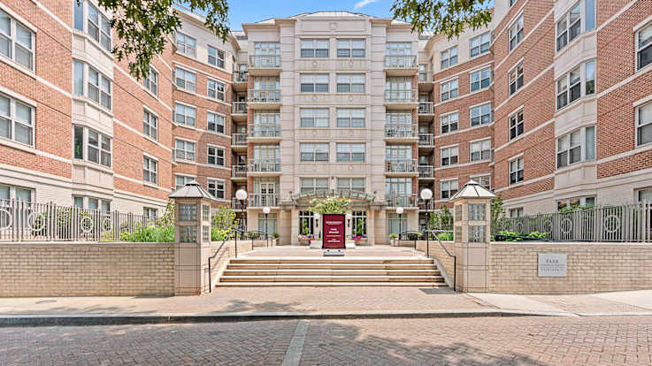 Park Connecticut Apartments - Exterior