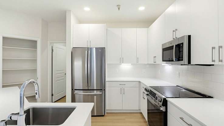 City Gate Apartments - Kitchen