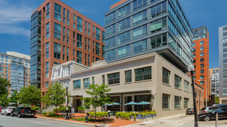 455 Eye Street Apartments - Exterior 