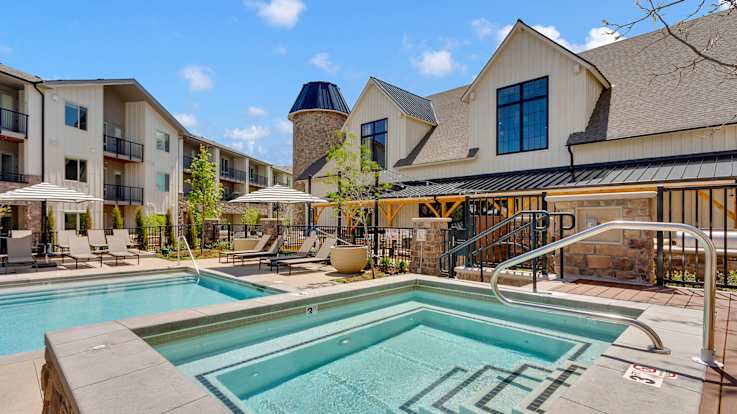 White Fence Farm - Swimming Pool