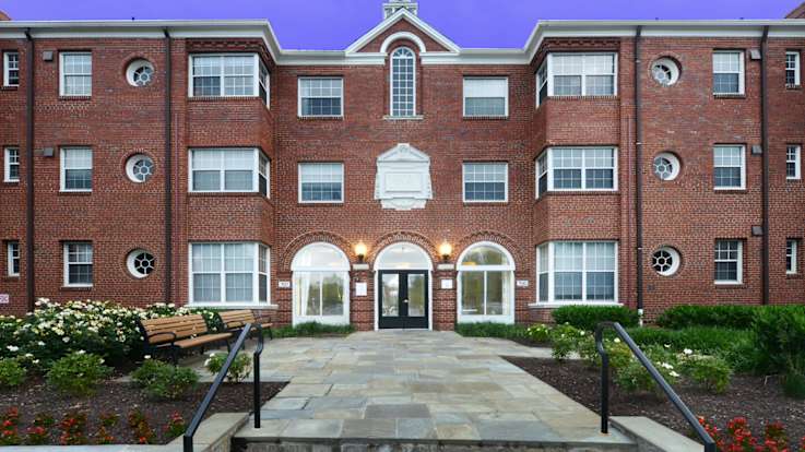 Sheffield Court Apartments - Exterior