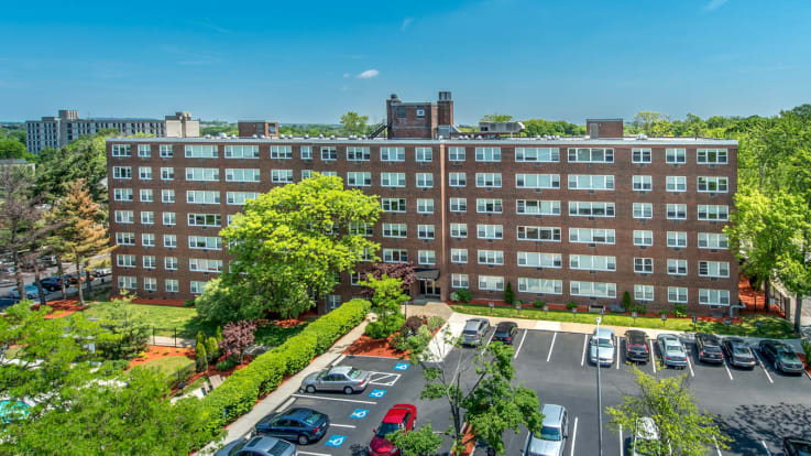 Walden Park Apartments - Building