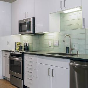 Cascade Apartments In South Lake Union Now Leasing Equityapartments Com
