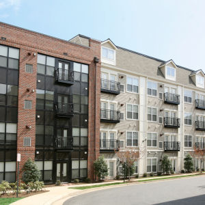 Carlyle Mill Apartments Reviews In Alexandria 2201 Mill Road Equityapartments Com