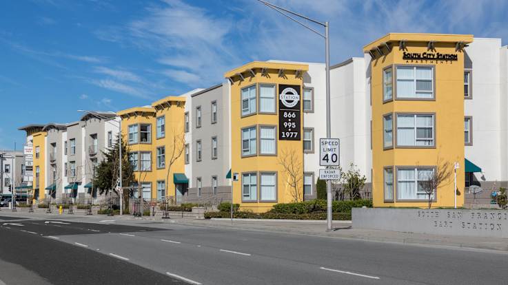 South City Station Apartments 