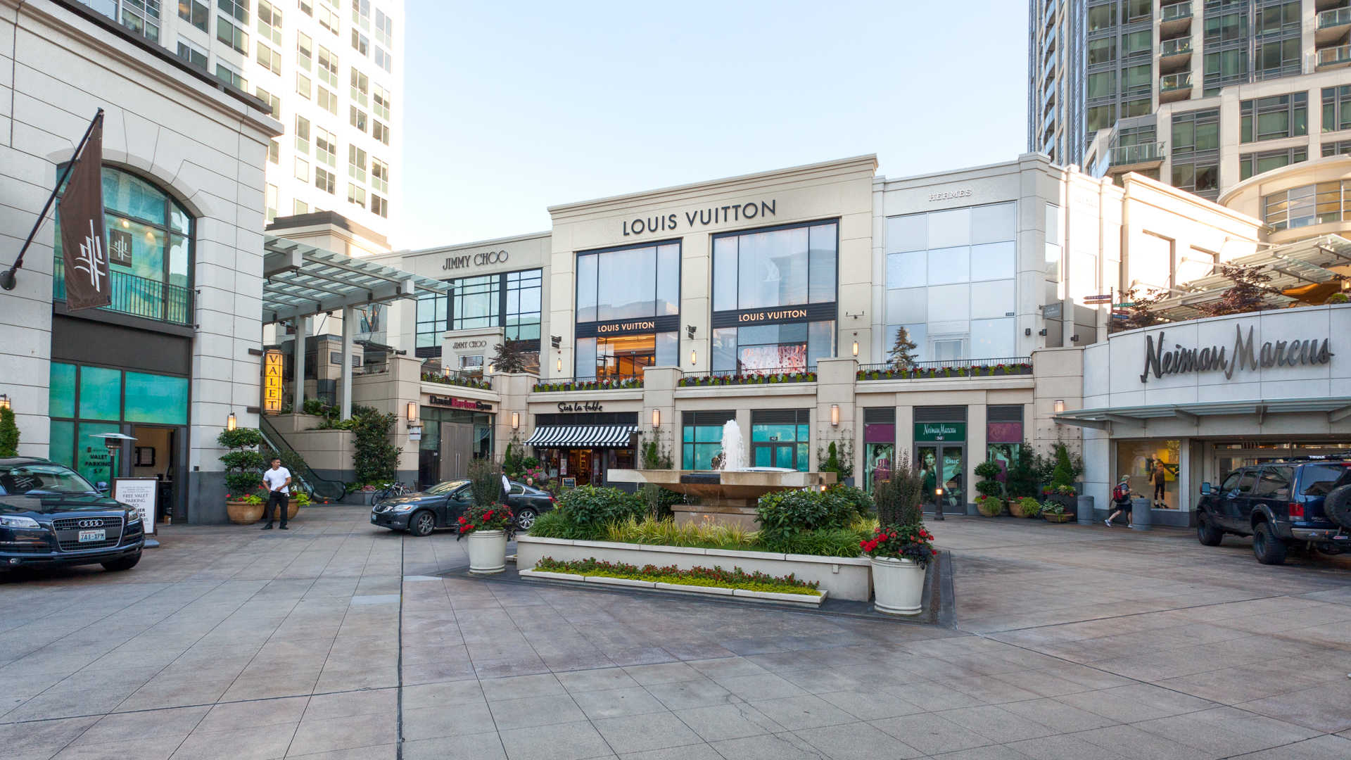 City Square Bellevue Apartments In Downtown Bellevue 938 110th Avenue Northeast Equityapartments Com