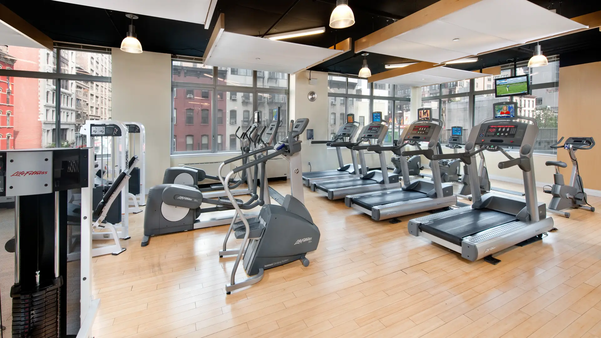 https://media.equityapartments.com/images/q_50/f_auto/fl_lossy/4128-3/800-Sixth-Apartment-Fitness-Center.webp