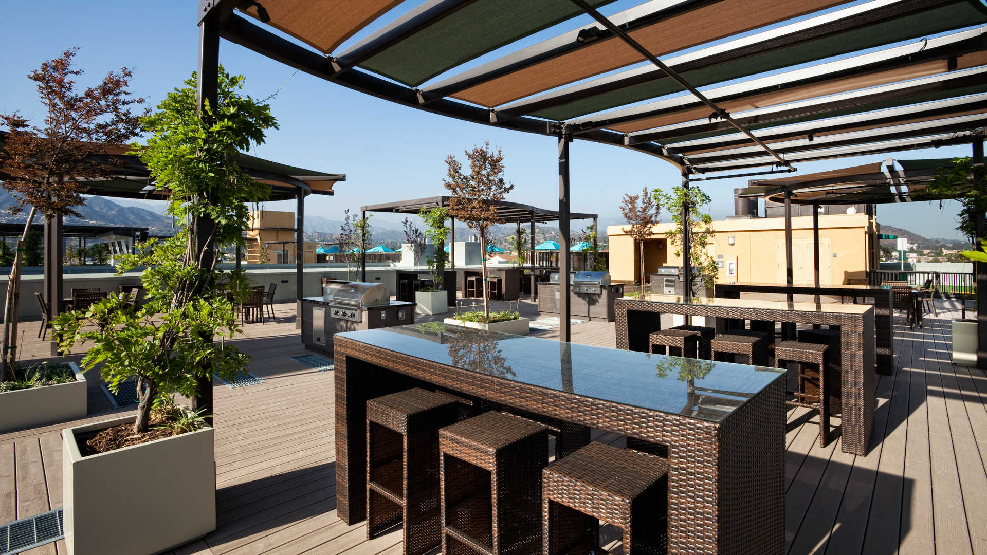Eleve Lofts and Skydeck Image 54