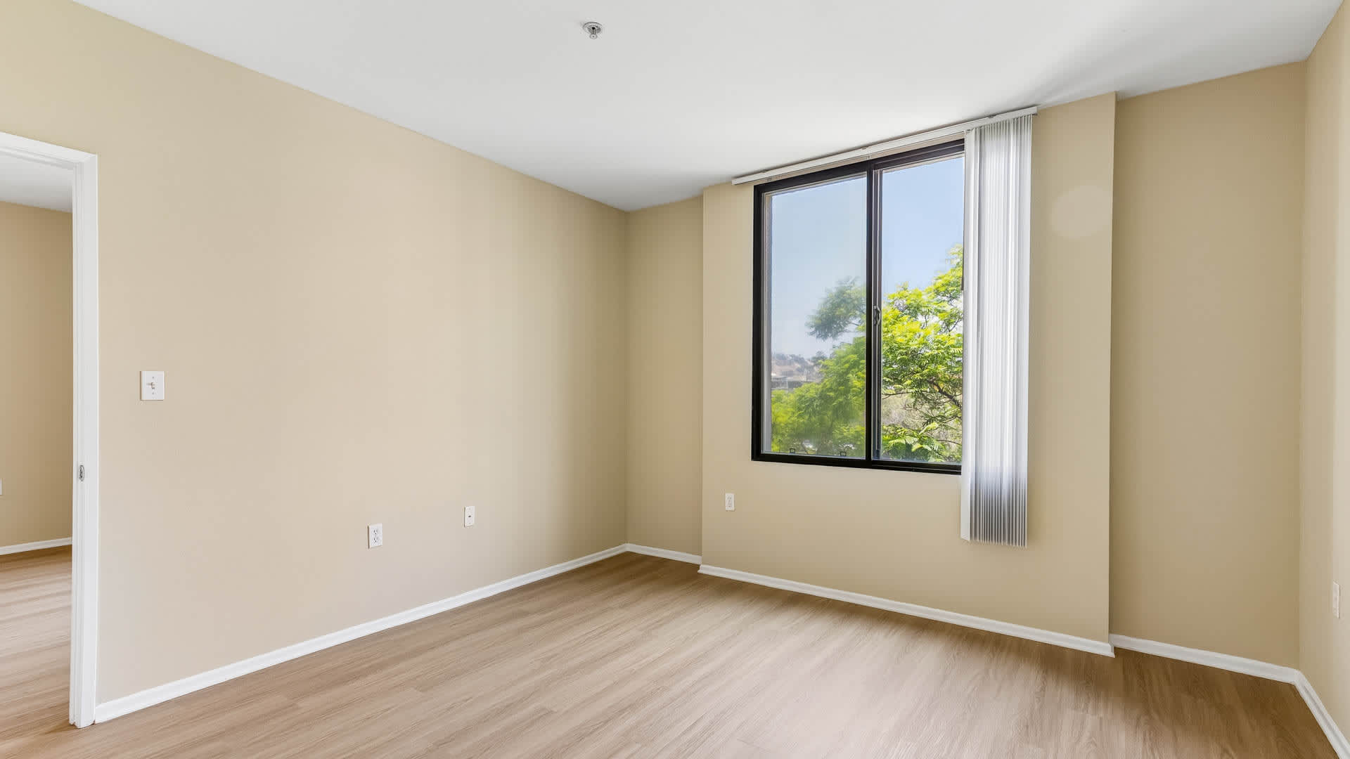 Mozaic at Union Station Apartments - Bedroom