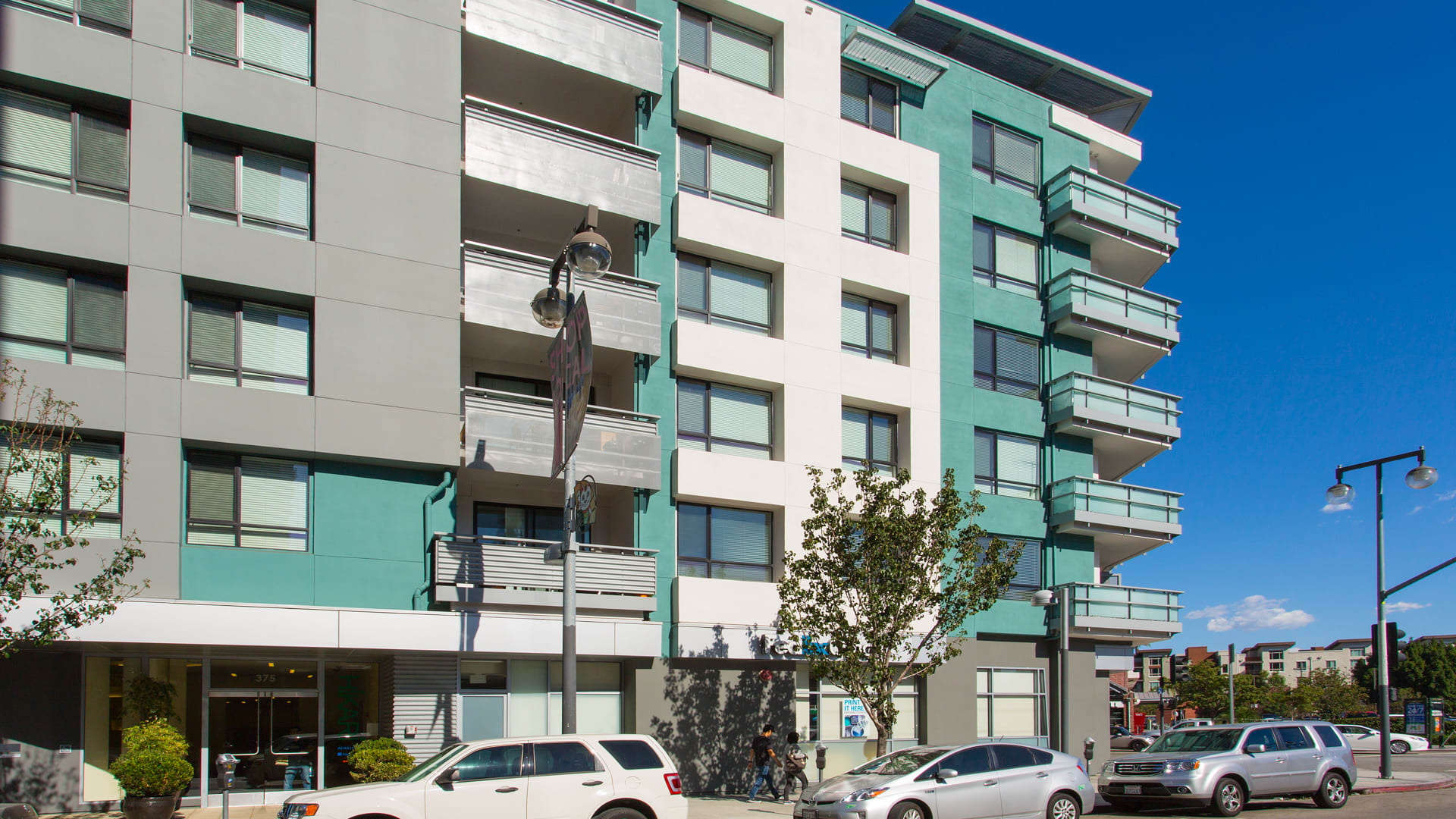 Hikari — community and home views.