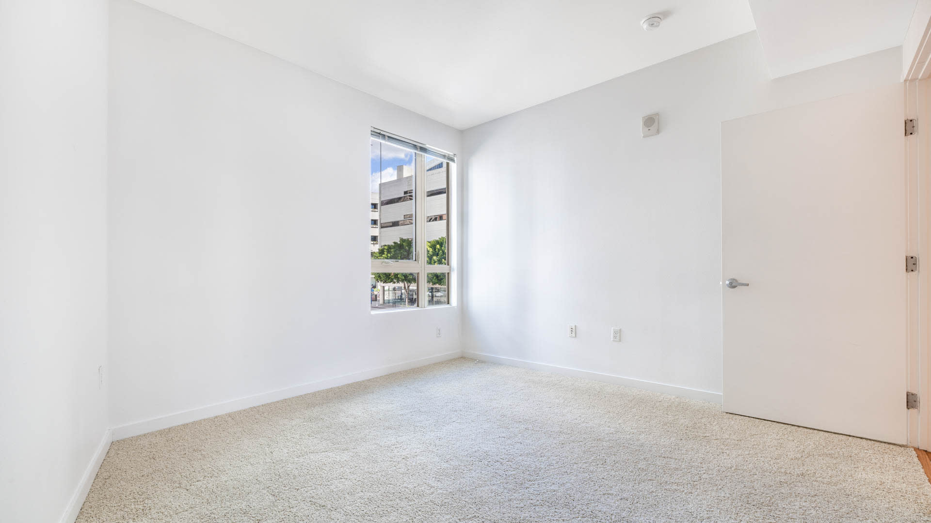 Sakura Crossing — community and home views.
