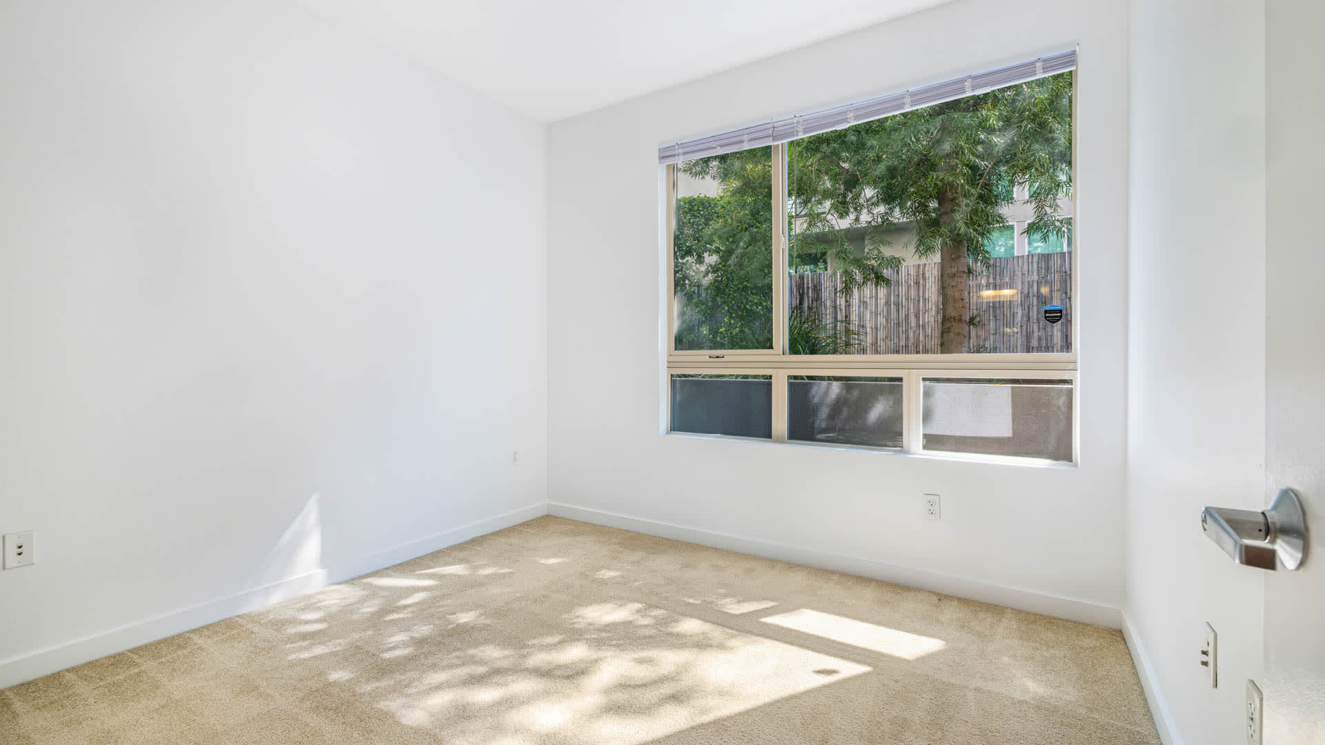 Sakura Crossing — community and home views.