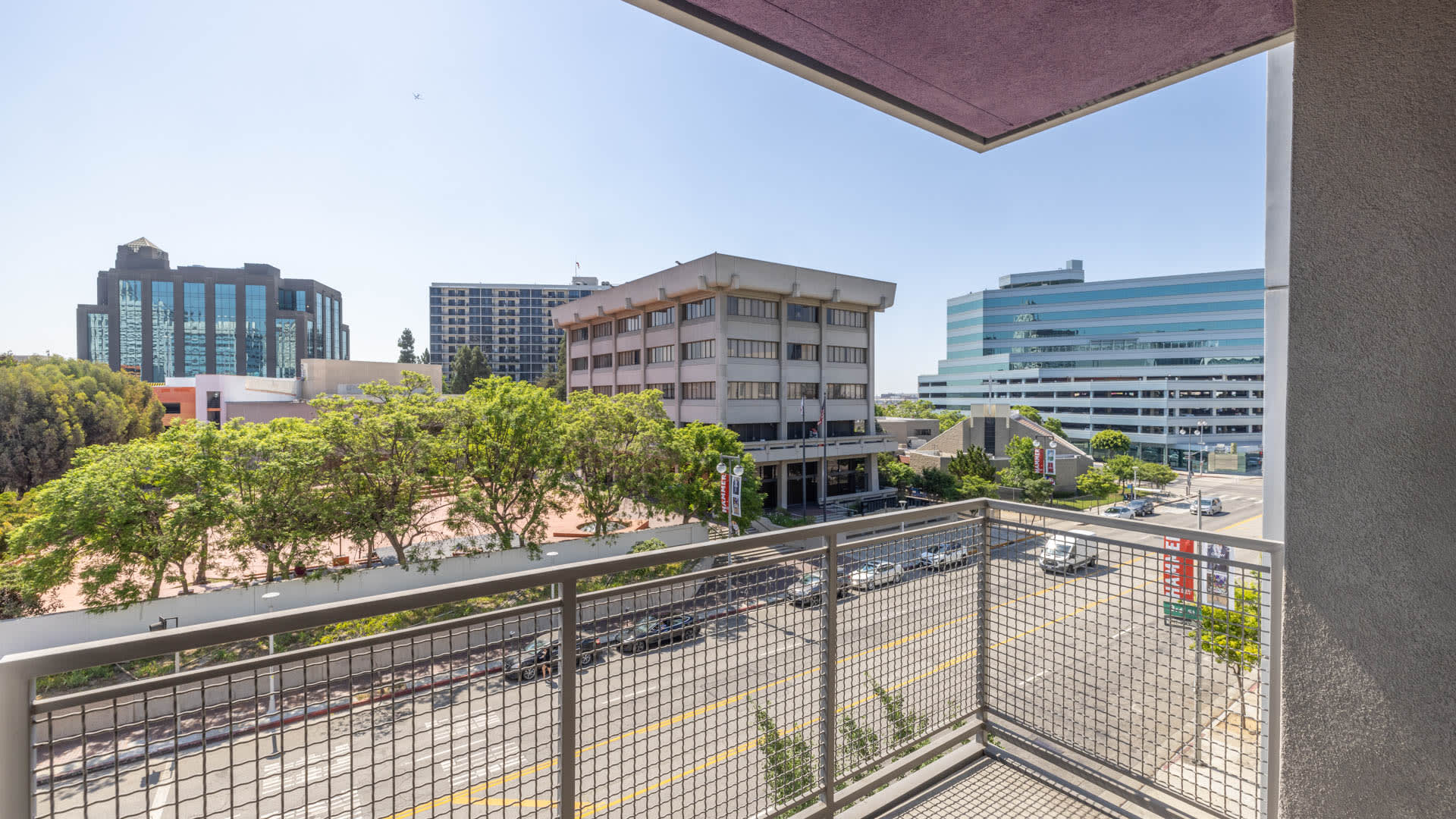 Sakura Crossing — community and home views.