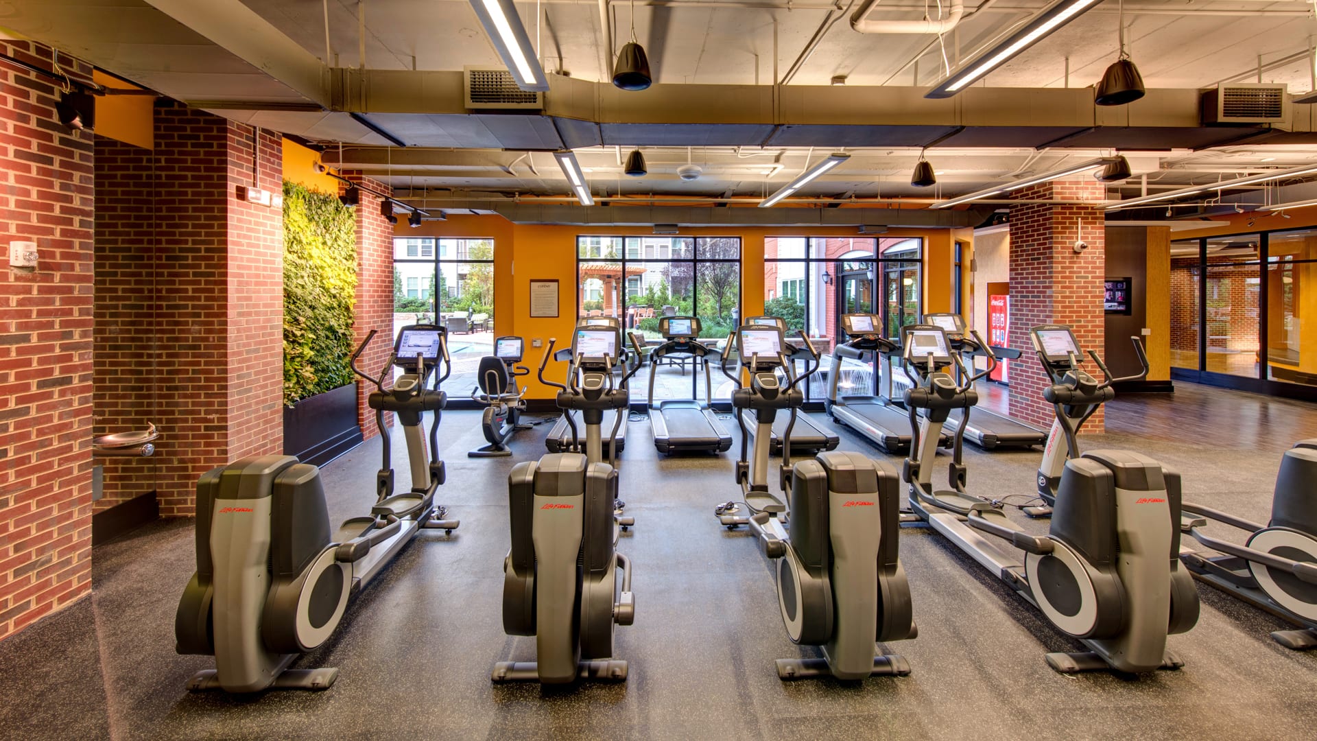 Gaithersburg Station Apartments - Gaithersburg - 370 East Diamond Avenue Equityapartmentscom