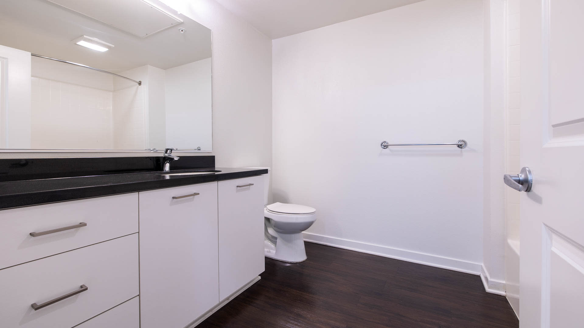 Jia Apartments - Bathroom