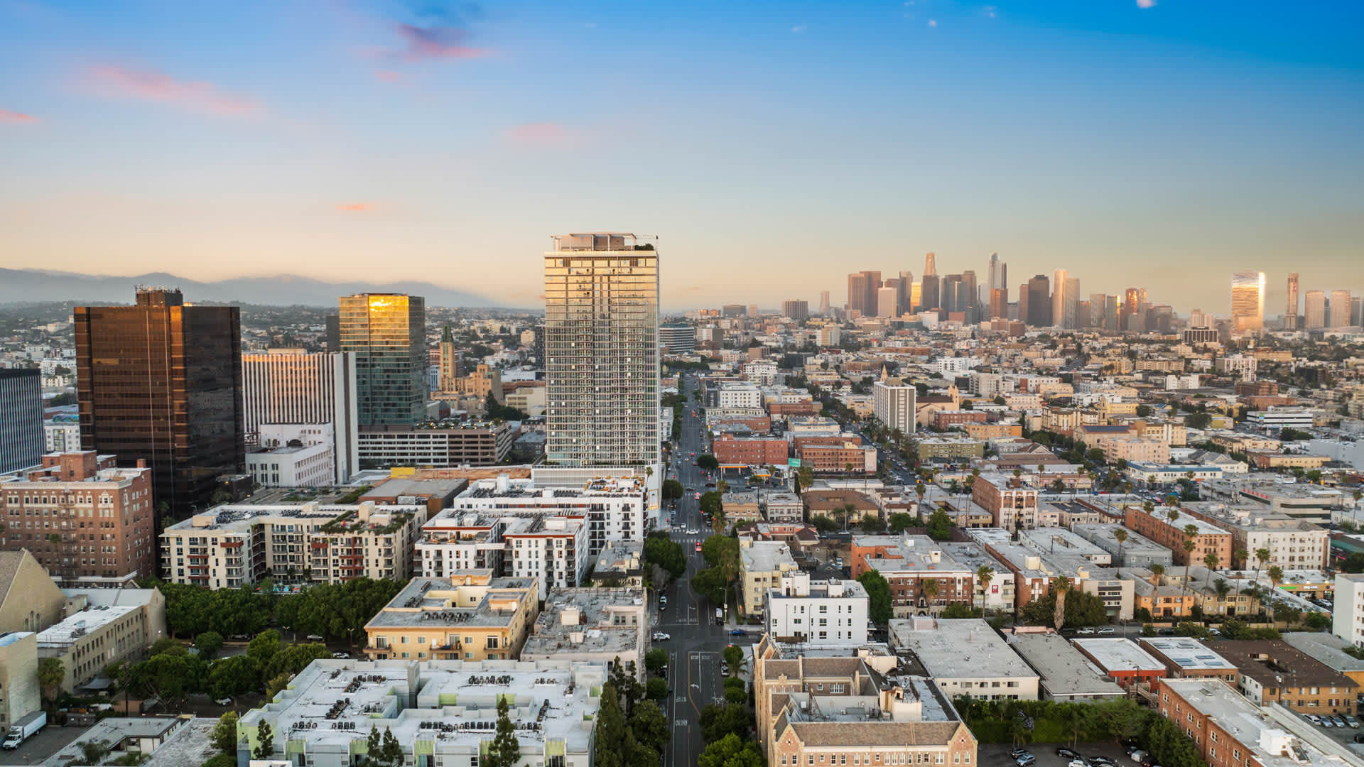 Radius Koreatown Apartments — community and apartment views.