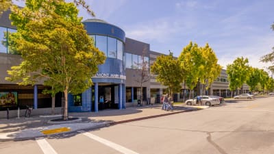 Alborada Apartment Homes Neighborhood