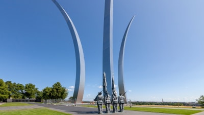 Sheffield Court Apartments - Memorial