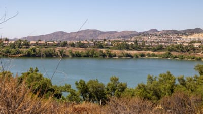Vista Del Lago Apartments - Neighborhood