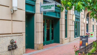 2400 M Apartments - Neighborhood 