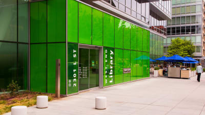 2400 M Apartments - Neighborhood 