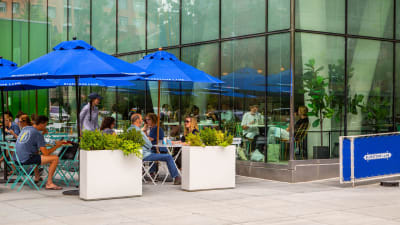 2400 M Apartments - Neighborhood