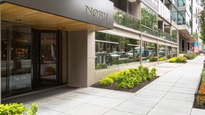 2400 M Apartments - Neighborhood 