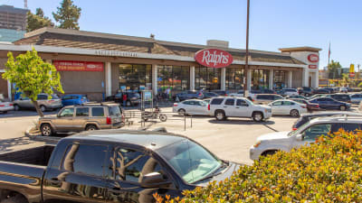 The Cleo Apartments - Neighborhood 