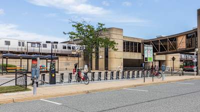 Westchester Rockville Station Apartments - Neighborhood