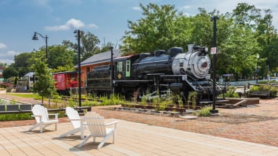 Gaithersburg Station Apartments - Neighborhood