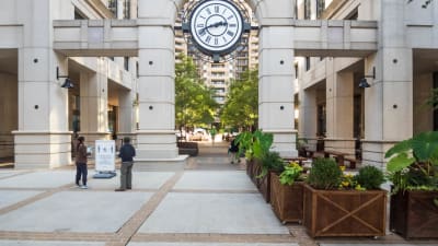 Courthouse Plaza Apartments - Neighborhood