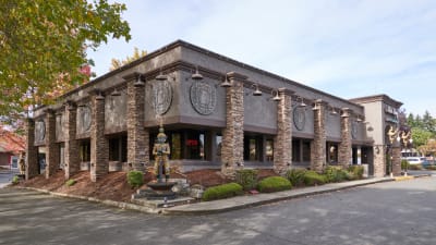 Redmond Court Apartments - Neighborhood