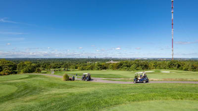 Quarry Hills Apartments - Neighborhood