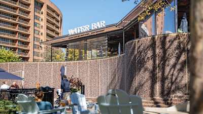 Water Park Towers Apartments - Neighborhood