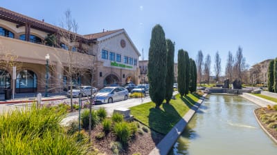 Park Place at San Mateo Apartments - Neighborhood