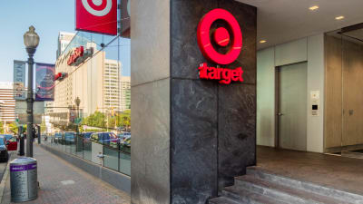 1800 Oak Apartments - Neighborhood