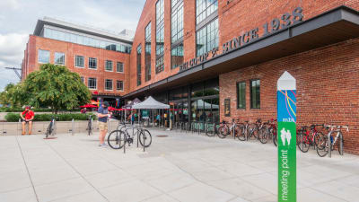 100K Apartments - Neighborhood