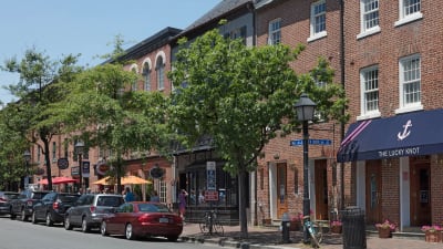 The Dalton Apartments - Neighborhood 