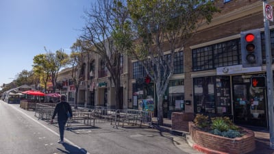 West 5th Apartments Neighborhood