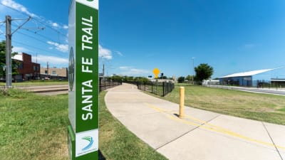 Indie Deep Ellum Apartments - Neighborhood