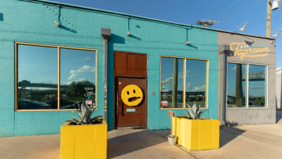 Indie Deep Ellum Apartments - Neighborhood